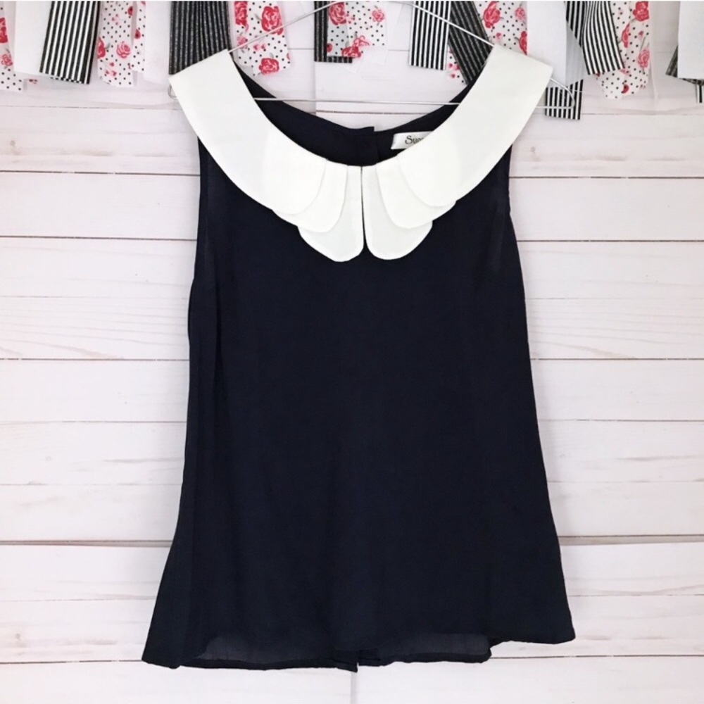 NWT ModCloth Retro Bike Ride Peter Pan Button Top